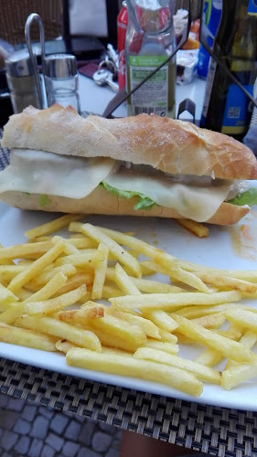 Comentarii opinii despre Snack Bar Young