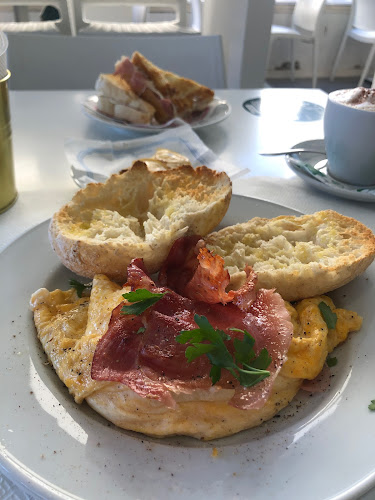 Largo do Padrão 6, 4000-370 Porto