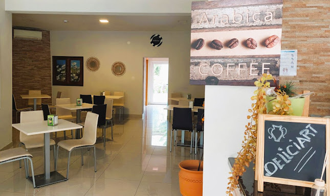 Deliciart Café & Lounge