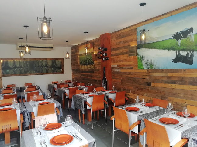 Lgo do Pé da Cruz 1, 8000-154 Faro