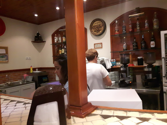 R. 5 de Outubro 14, 2070-566 Vale da Pinta