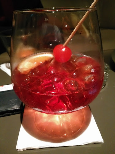 Comentarii opinii despre Lounge Bar