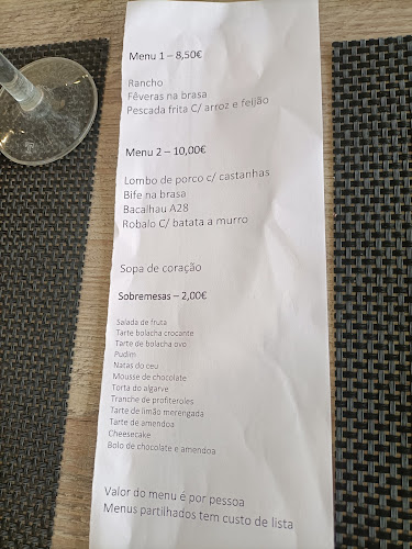 https://m.facebook.com/restaurante28/
