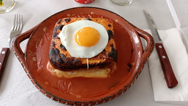 Pão Quente Jovem - Snacks - Gastronomia e hotelaria