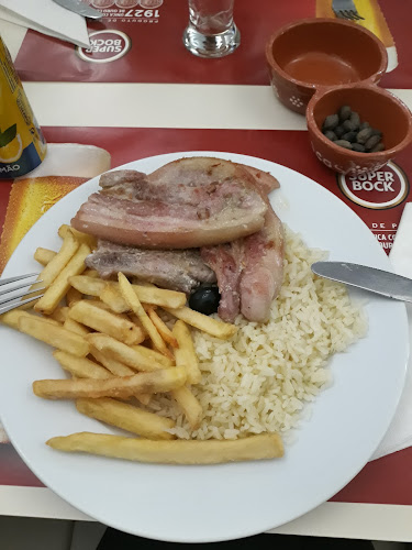 Opinii despre Café & Meio în Matosinhos - Gastronomia e hotelaria
