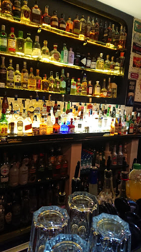 Bar 105