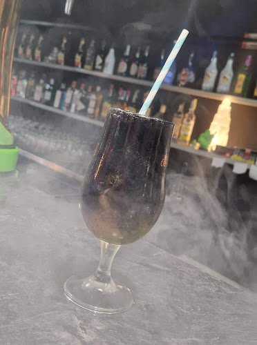 Bar House "cantinho da preta lounge bar " - Bobadela