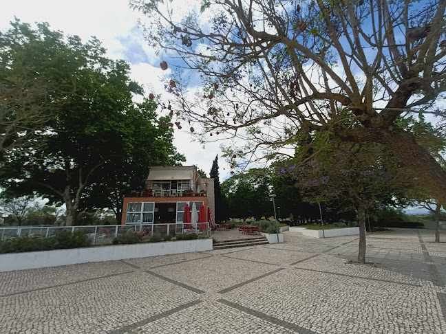 R. Dona Maria Inês Schaller Dias, 2005-191 Santarém
