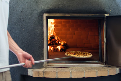 Famiglia Lamana Pizzeria