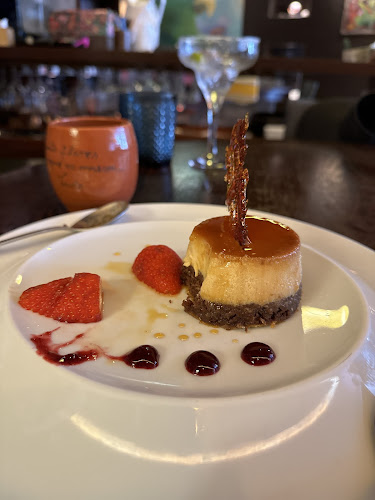 R. de Adolfo Casais Monteiro 135, 4050-101 Porto