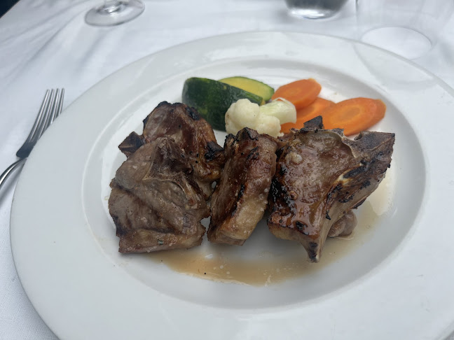 O Dragoeiro - Gastronomia e hotelaria