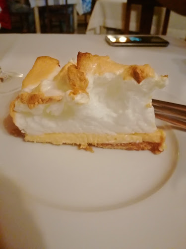 Largo da Praça Velha 17, 4700-439 Braga