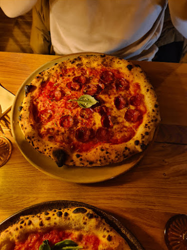 Opinii despre Pizza Piazza Pinheiro Manso în Porto - Gastronomia e hotelaria