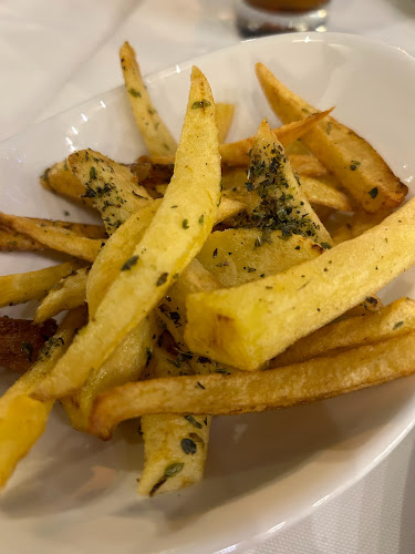 Opinii despre O Dragoeiro în Funchal - Gastronomia e hotelaria