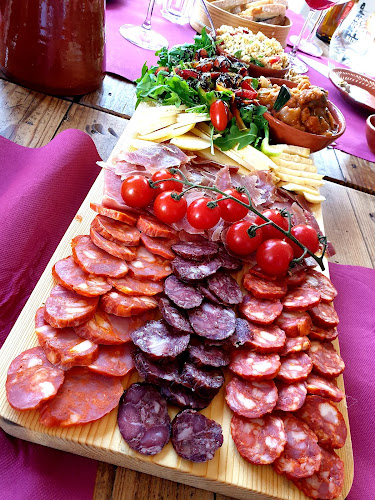 Tv. da Cató 13, 8300-187 Silves