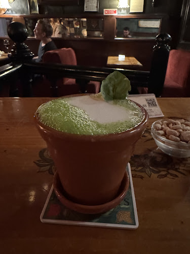 Foxtrot - Gastronomia e hotelaria