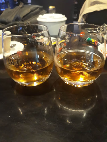 Opinii despre NewGlass Lounge Bar în Vila Nova de Gaia - Gastronomia e hotelaria