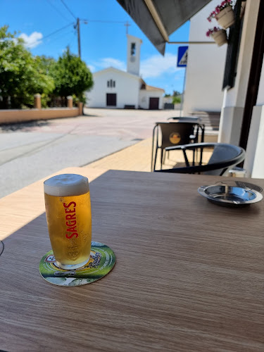 O Emigrante - Café e Mini-Mercado - Gastronomia e hotelaria