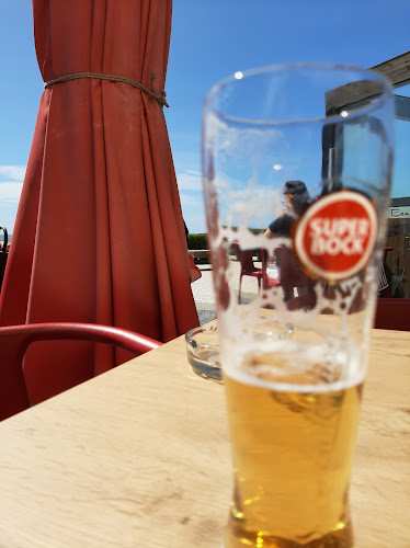 Opinii despre Bar Bombar în Espinho - Gastronomia e hotelaria