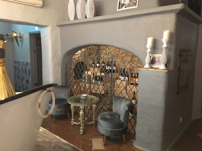 Diplomático Restaurante Boutique & Bar Open Times