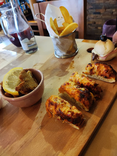 3 Copos - Tapas e Vinhos Phone number