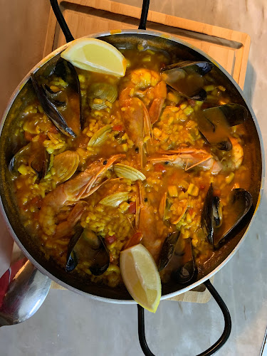 Aqui Há Gato - Gastronomia e hotelaria