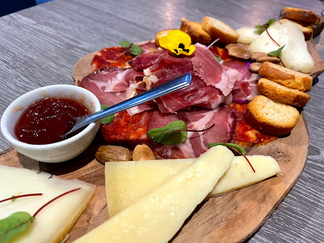 Grau Douro Tapas & Wine Bar