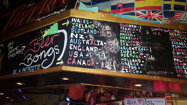 The Tavern - Gastronomia e hotelaria