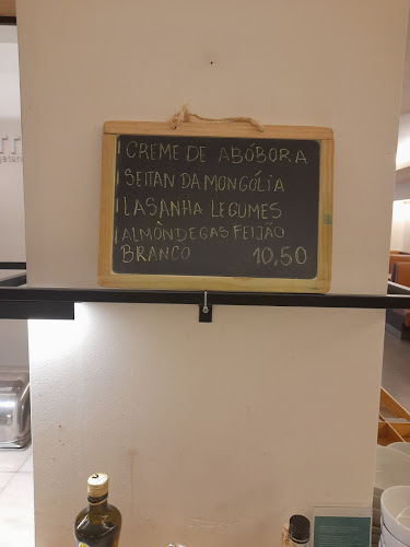 R. Dr. Afonso Cordeiro 71, 4450-005 Matosinhos