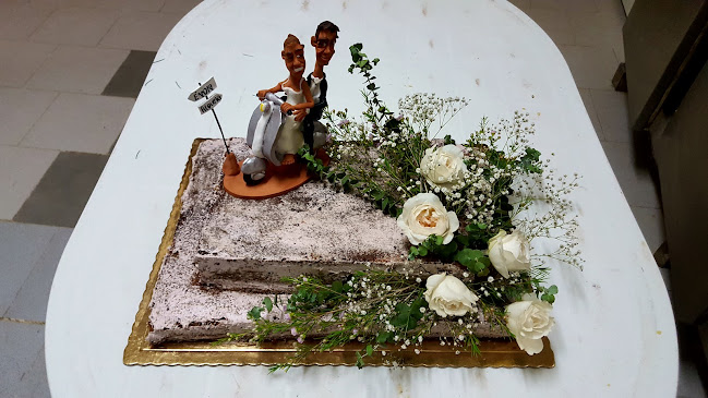 Pastelaria Avidoce Phone number