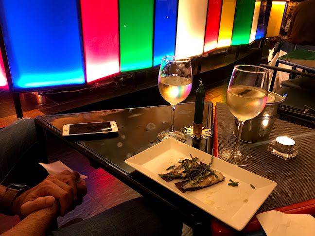 Campo dos Mártires da Pátria 44, 4050-456 Porto