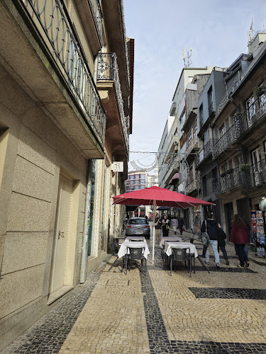 R. do Bonjardim 83, 4000-124 Porto