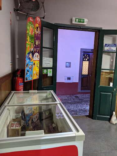 R. dos Barreiros 26A, 9060-397 Funchal