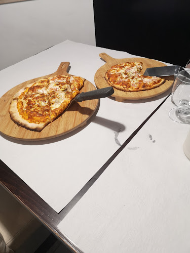 Pizza & Companhia Open Times