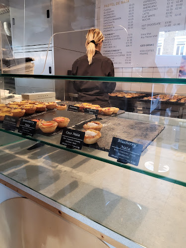 Café e Nata Open Times