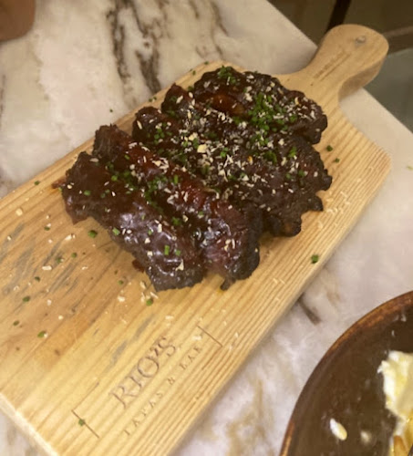 Rio's Tapas & Bar - Gastronomia e hotelaria