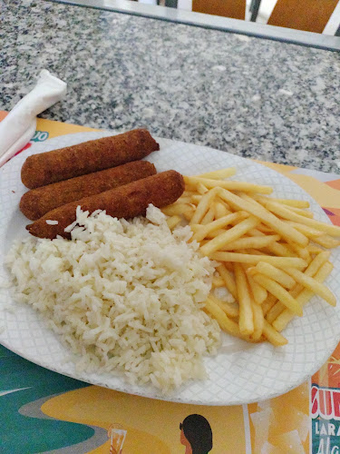 Comments and reviews of Café Lua