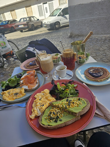 R. Moinho da Barreta 48, 8700-431 Olhão