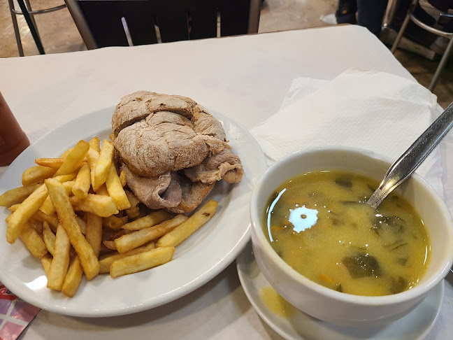 Casa das Bifanas - Gastronomia e hotelaria