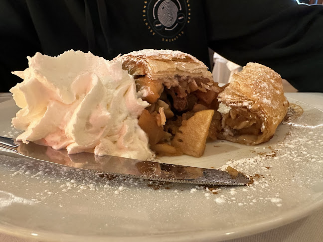 Golden Gate Grand Café