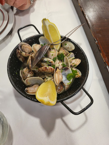 Marisqueira do Bairro - Gastronomia e hotelaria