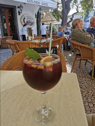 Golden Gate Grand Café - Gastronomia e hotelaria