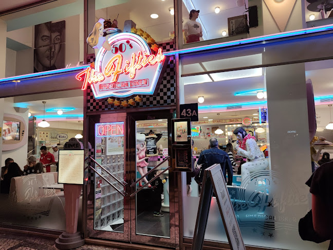 The Fifties Diner - Gastronomia e hotelaria