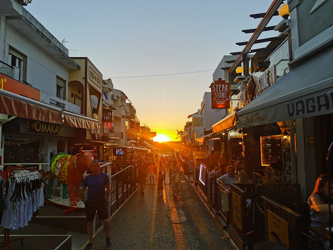 Los Puros Cuban Bar - Gastronomia e hotelaria