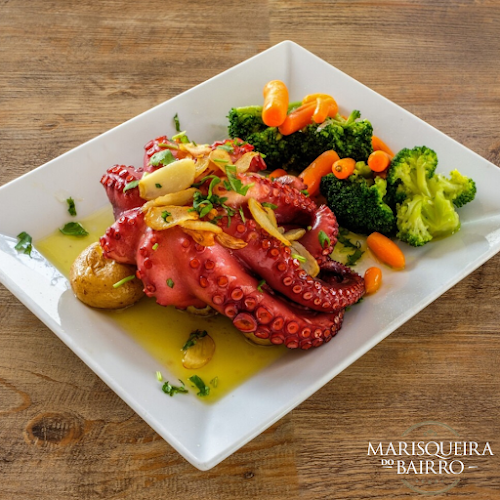 Opinii despre Marisqueira do Bairro în Olival Basto - Gastronomia e hotelaria
