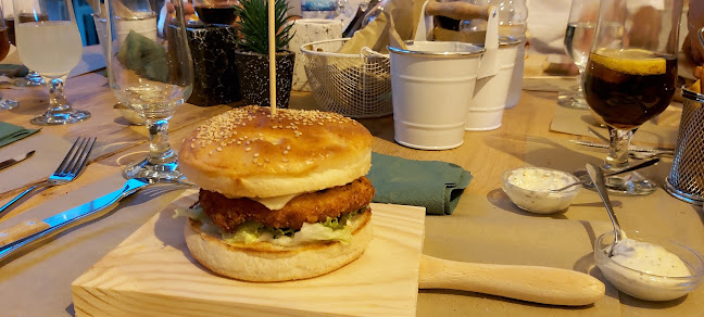 Opinii despre Hamburgueria - Com Unhas e Dentes în Lamego - Gastronomia e hotelaria