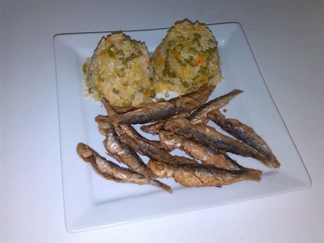 Comentarii opinii despre Cafe Snak-bar Casa Do Adro