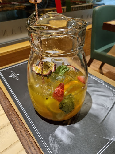 Av. Gen. Norton de Matos 35, 4450-191 Matosinhos