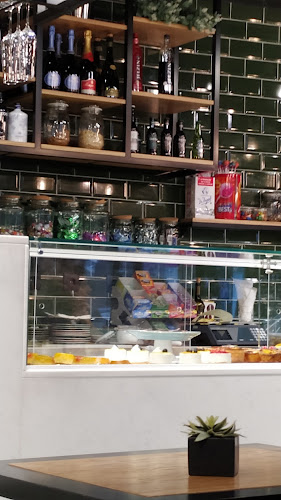 Comentarii opinii despre Charlotte - coffee & food