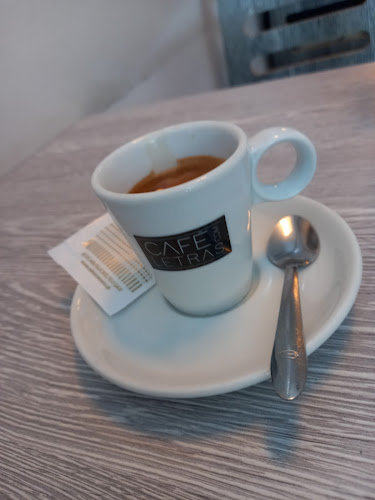Opinii despre Café Com Letras în Entroncamento - Gastronomia e hotelaria